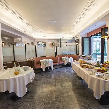 Hotel Posta Moltrasio