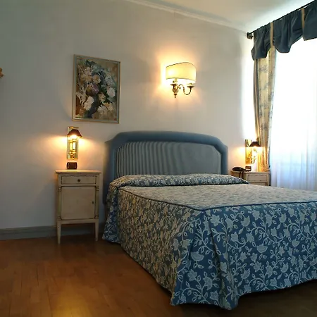 酒店 波斯塔酒店 3*